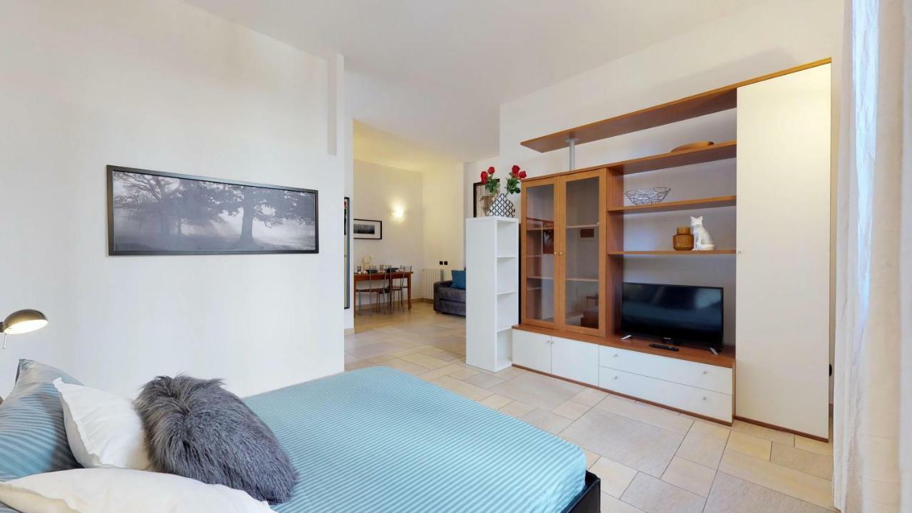 Apartment With Private Garden Near San Siro Stadium Milão Exterior foto